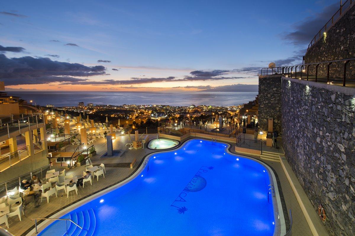 เคเอ็น อพาร์ตโฮเต็ล ปาโนรามิกา Aparthotel Costa Adeje  ภายนอก รูปภาพ